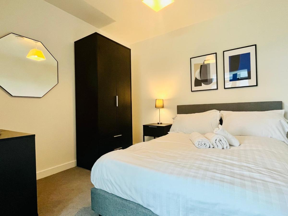 Fully Equipped One Bedroom Apartment Near Old Trafford Stadium! マンチェスター エクステリア 写真